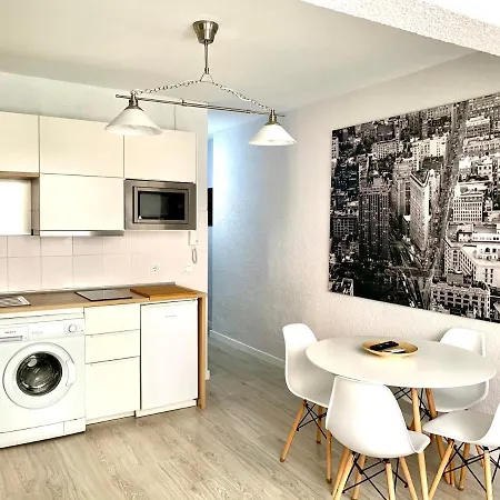 Apartment And Historic Centre Malagueta Malaga